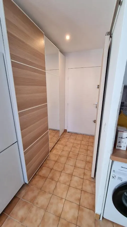 Studio Avec Terrasse A Sanary Daire