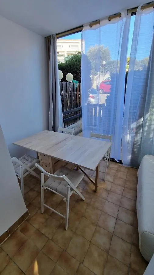 Studio Avec Terrasse A Sanary Sanary-sur-Mer